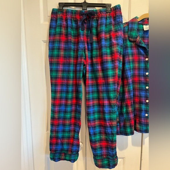 LANDS END ❤️💙 Plaid Flannel 2 Piece Pajama Set, Long Sleeve Button Down & Pants - Picture 8 of 11